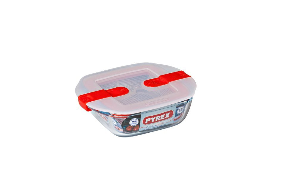 https://www.pyrexae.com/cdn/shop/products/210PH00_Cook_Heat_SquareDishWithLid_Packed_HD_20-_20Copie_2000x.jpg?v=1571718871