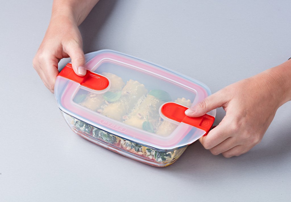 Cook & Heat Square glass food container with patented microwave