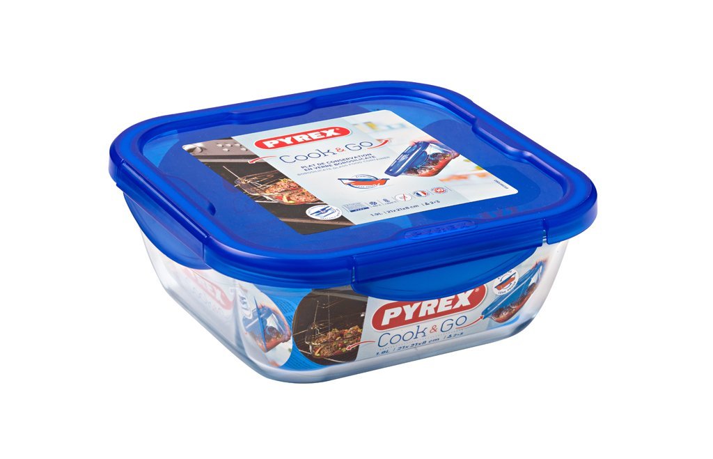 https://www.pyrexae.com/cdn/shop/products/286PG00_Cook_Go_SquareDishWithLid_Packed_HD_2000x.jpg?v=1571718872